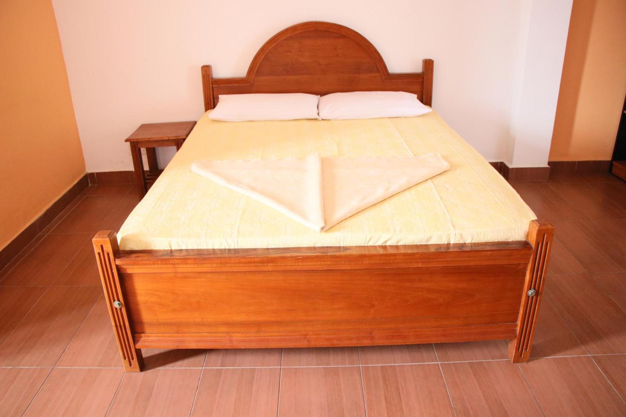 Caritas Rest Hotel Galle Bagian luar foto