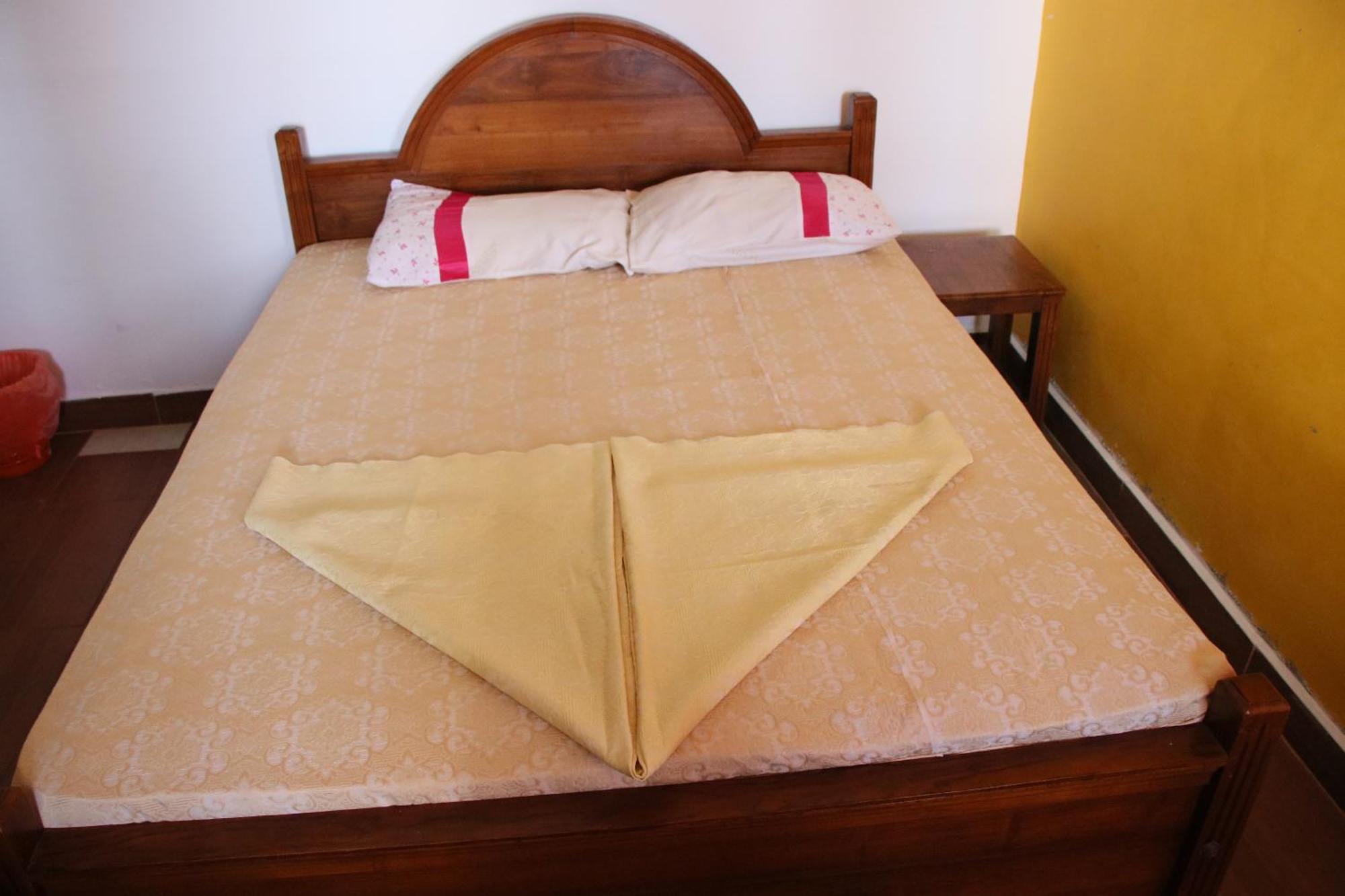 Caritas Rest Hotel Galle Bagian luar foto