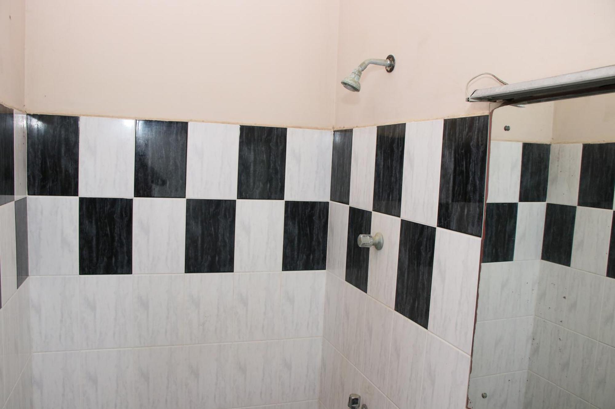 Caritas Rest Hotel Galle Bagian luar foto